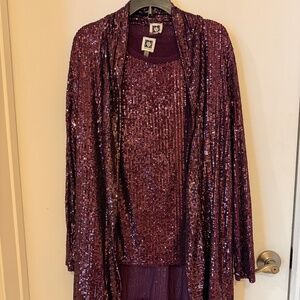 EXCELLENT CONDITION, M ANNE KLEIN TWIN SET